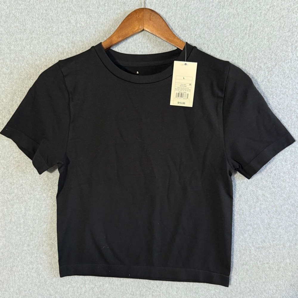 A New Day T-Shirt Minimalist Large Black NEW Seamless Crew Neck Short Sleeve Top